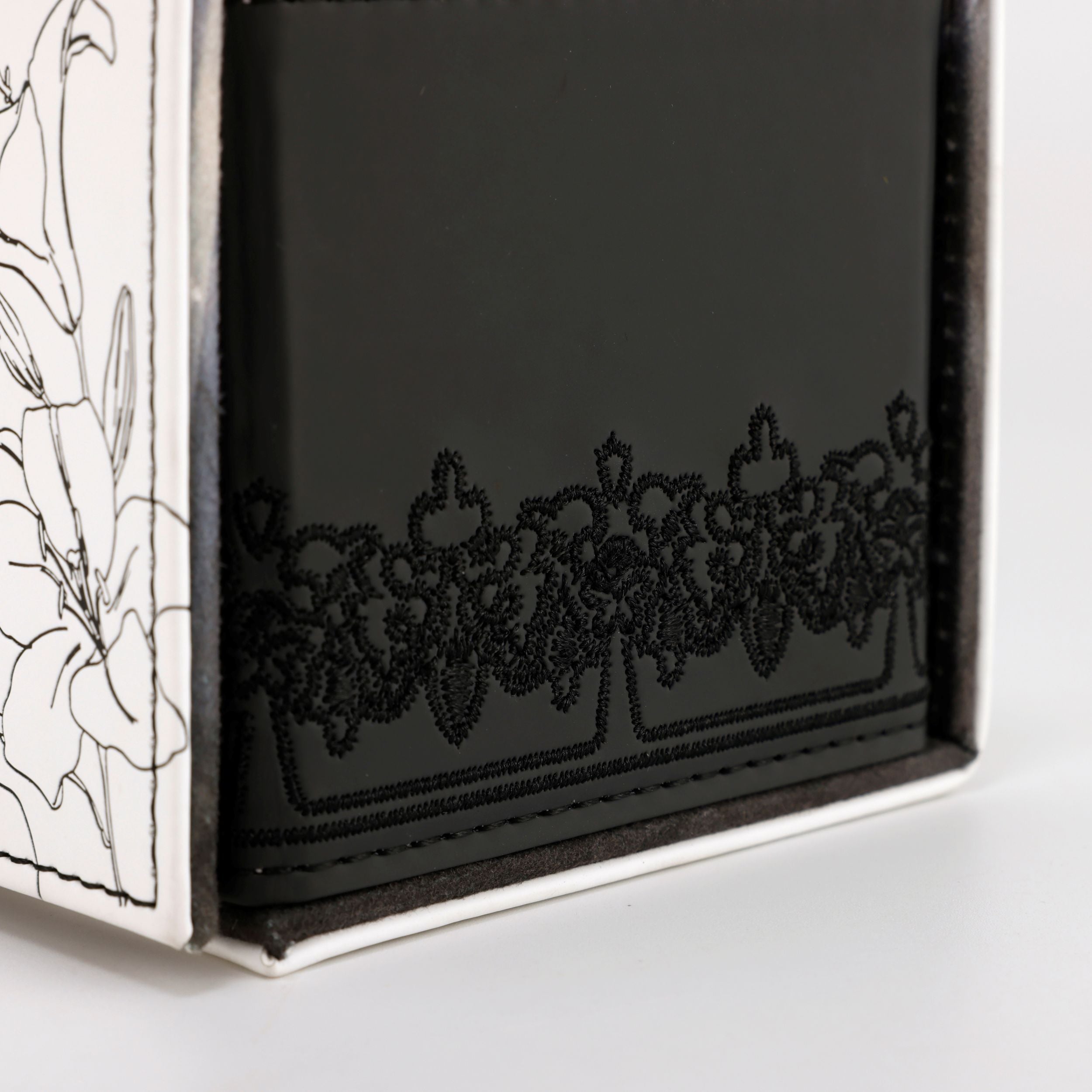 Dragonsong Dicewinder-X Deck Box – Mana Moon