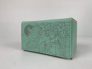 Farra, The White Wolf Authentic Leather Dicewinder Deck Box